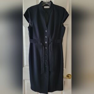TAILORED CALVIN KLEIN BUTTONED DOWN AND BELTED NAVY DRESS SIZE 10